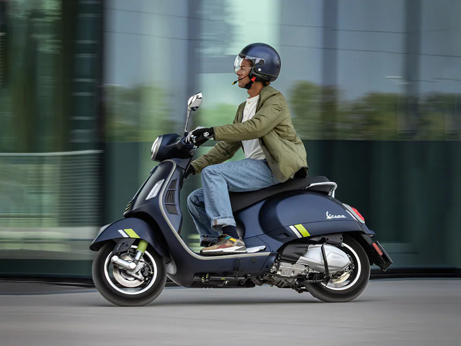 vespa gts hpe 300