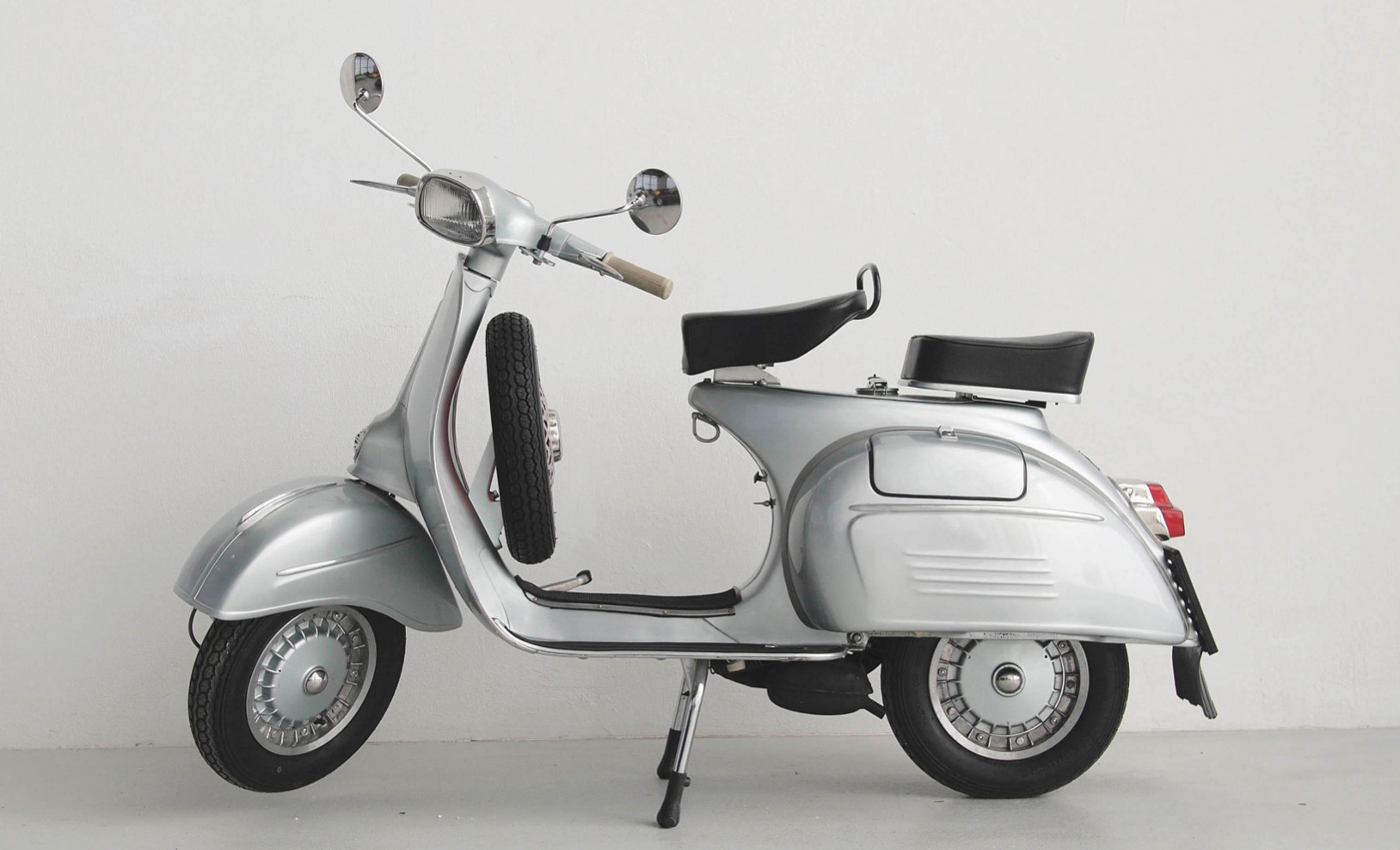 vespa sprint 150 đời 1965