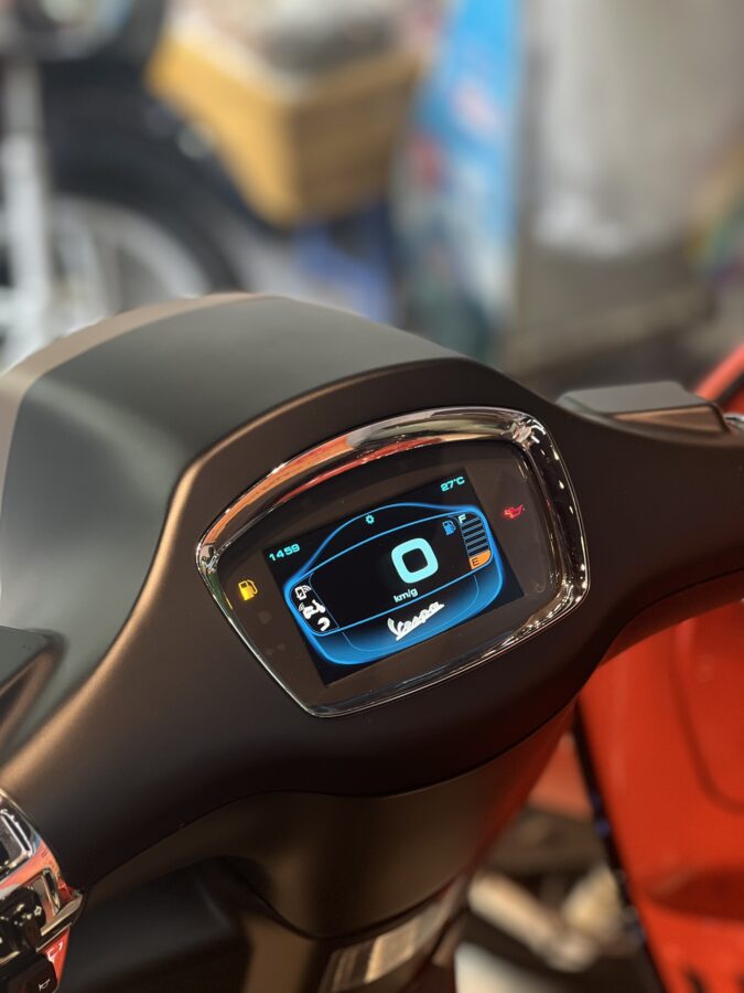 vespa sprint tft chụp cái màn hình